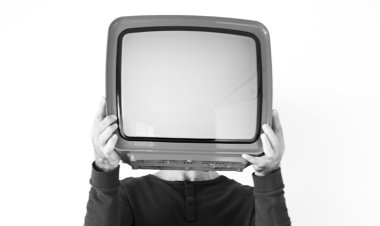 Why did e-commerce startups discontinue their TV advertising?