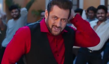 For Navratna Oil, Salman adopts a magician persona.