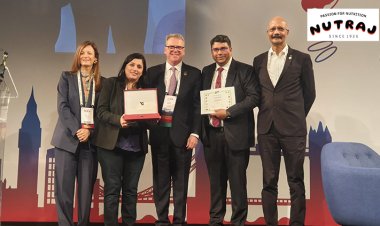 Manufacturers of India's largest-selling Dryfruit Brand ‘Nutraj’, VKC Nuts wins the 'Most Innovative' Product award at INC Annual Meet