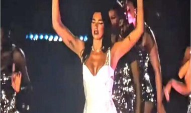 Dua Lipa’s Mumbai Concert Blends Global Music with Bollywood Magic