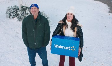 Gilmore Girls Reunion: A Walmart Holiday Surprise