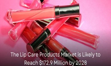 Top Lip Gloss Brands in India for Hydrated, Glossy Lips