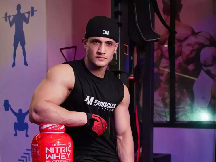 Flex Meets Fame: Asim Riaz Muscles Up with Bigmuscles Nutrition as the New Face of Fitness