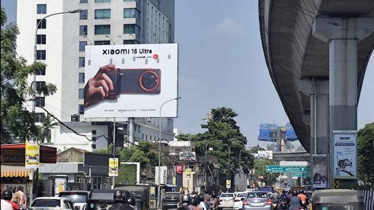 Xiaomi’s 3D Billboard Pops the Xiaomi 15 Ultra into Reality