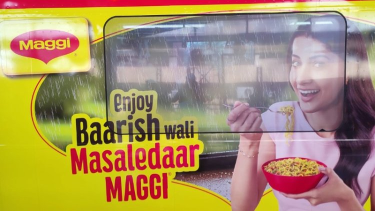 Maggi’s Monsoon Metro Ads Stir Up Rainy Day Cravings