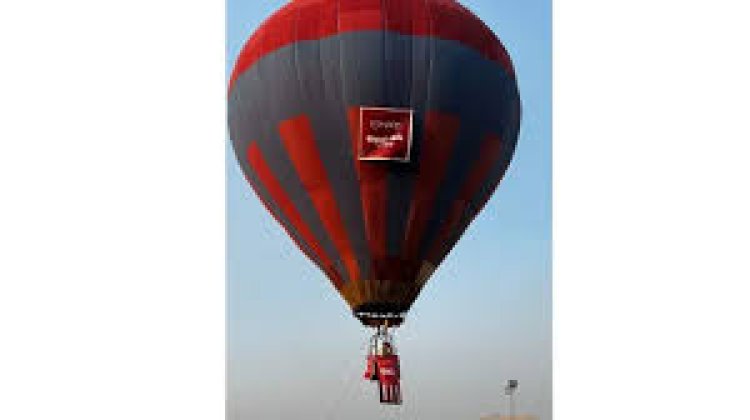 Mars Cosmetics launches Cloud Kiss lipstick with a hot air balloon activation, blending cushiony comfort, playful colour and experiential marketing to create an uplifting beauty launch moment.