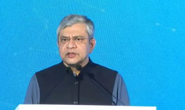 Vaishnaw Urges Platforms to Rethink Revenue Sharing With News Publishers