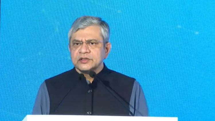 Vaishnaw Urges Platforms to Rethink Revenue Sharing With News Publishers