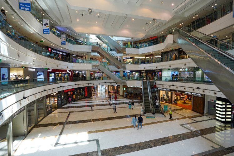 DLF Malls Launches Summer Up Campaign With Fashion Edits And AI Experiences