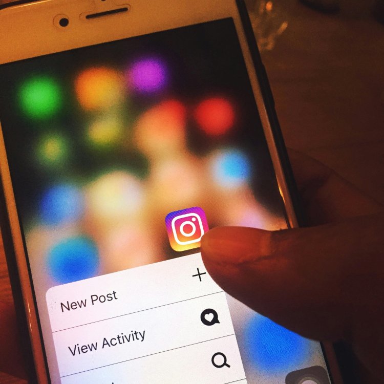 Instagram May Soon Allow Individual Captions In Carousel Posts