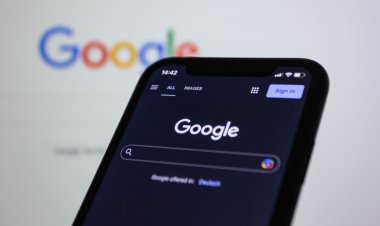 Google Begins Testing Healthcare Ads in AI Mode