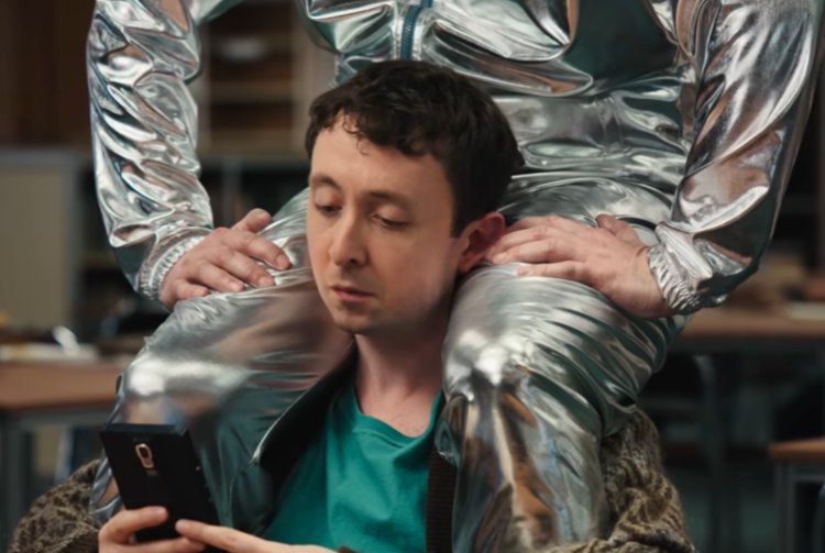 Apple Takes Swipe at Chrome in New Safari Privacy Campaign