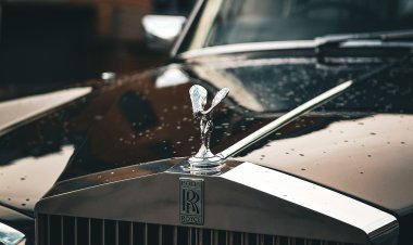 India-UK Trade Deal Makes British Luxury Cars Cheaper