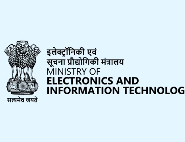 MeitY Removes BAT-BMS, Epoch Li-ion Apps Over E-Rickshaw Safety Concerns