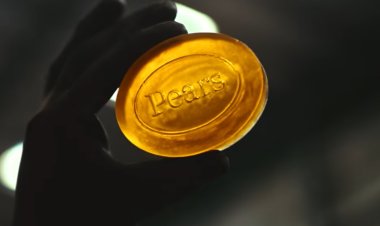 Pears Launches 'Farak Clear Hai' Campaign Showcasing Its Transparent Soap-Making Process