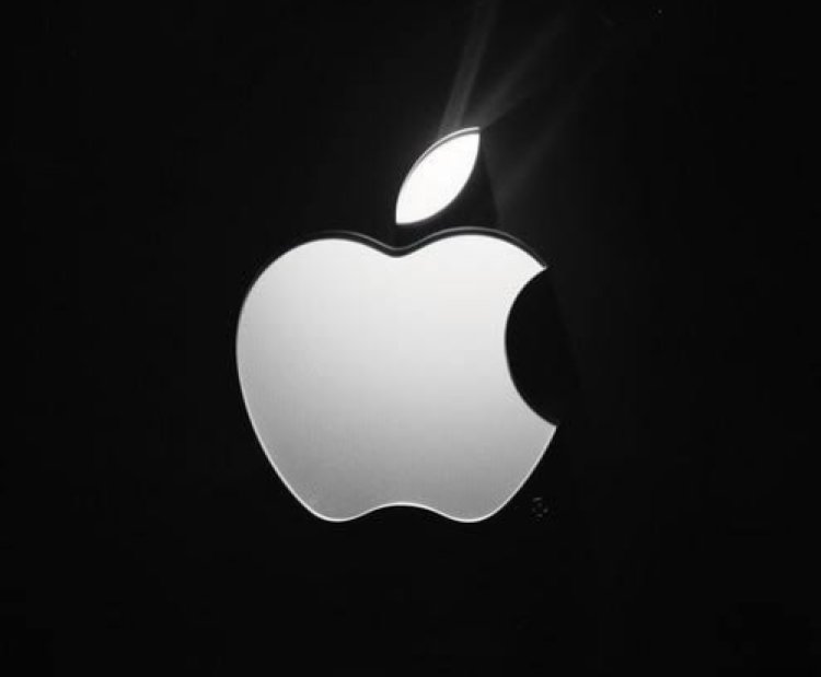 Apple Explores Screen-Free Wearable as It Rethinks Apple Watch Strategy