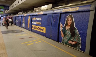 Welspun Transforms City Buses and Billboards Into Larger-Than-Life Towel Textures for a Contextual Monsoon Campaign